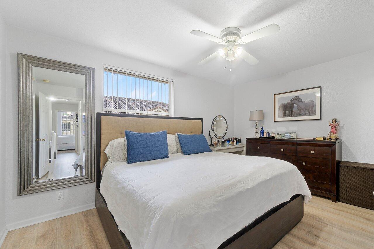 938 Summit Lake Drive