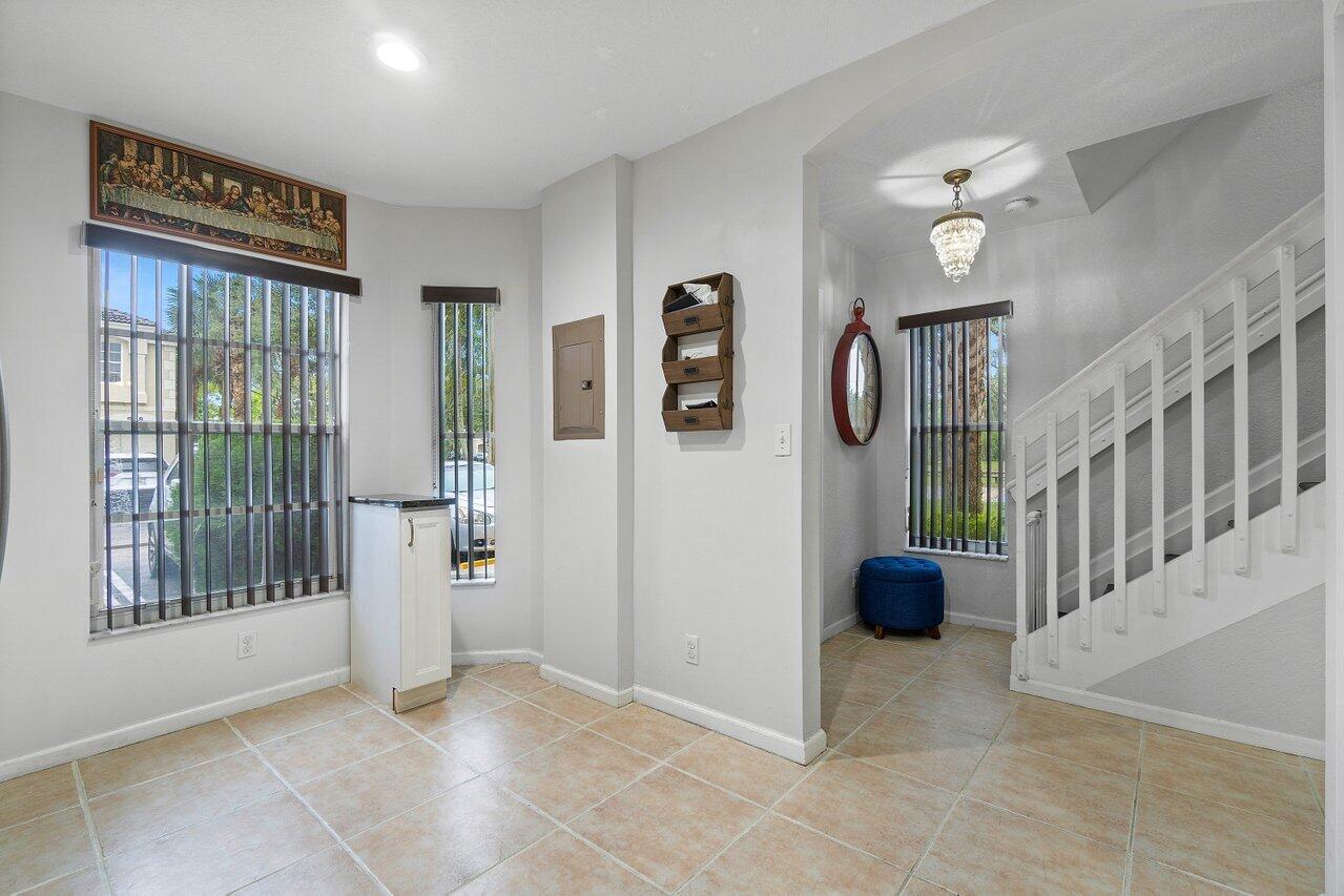 938 Summit Lake Drive