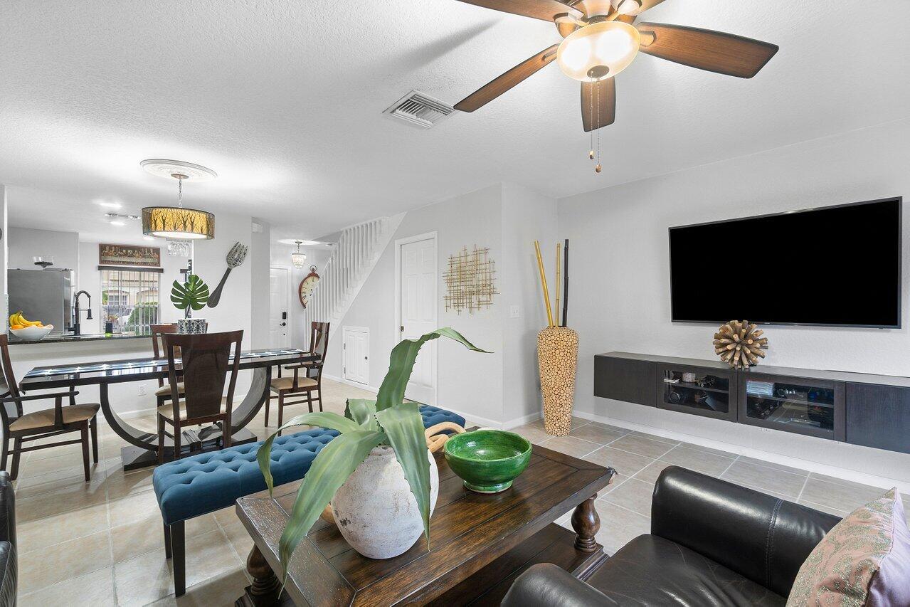 938 Summit Lake Drive