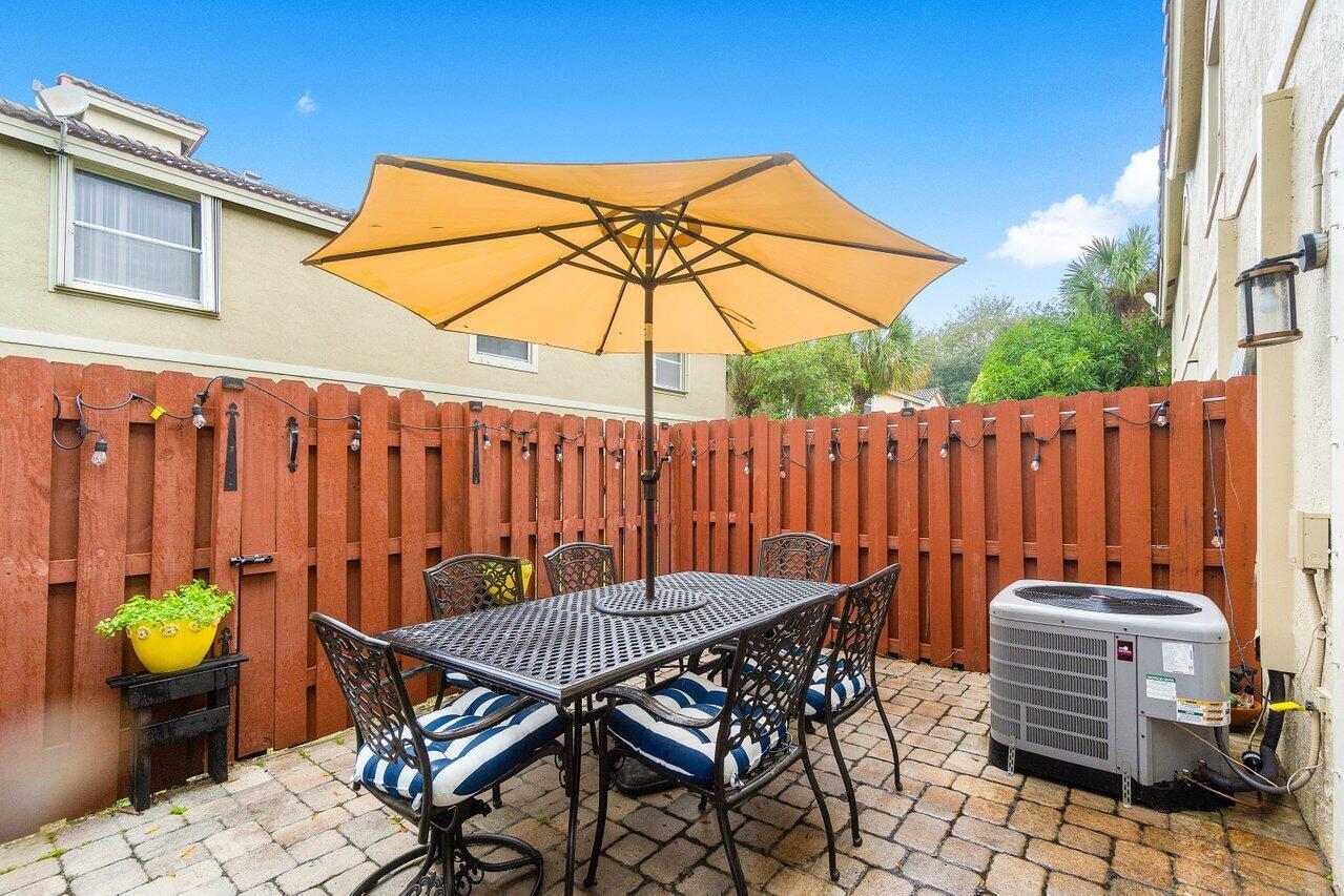 938 Summit Lake Drive