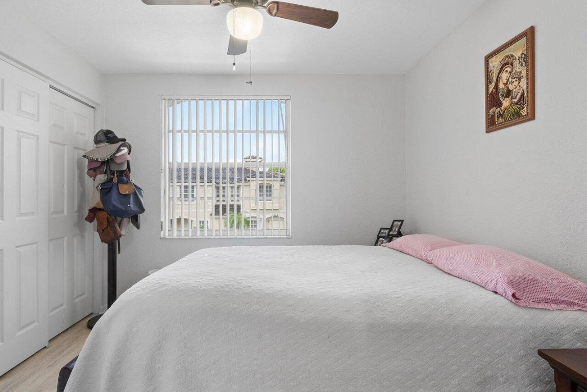 938 Summit Lake Drive