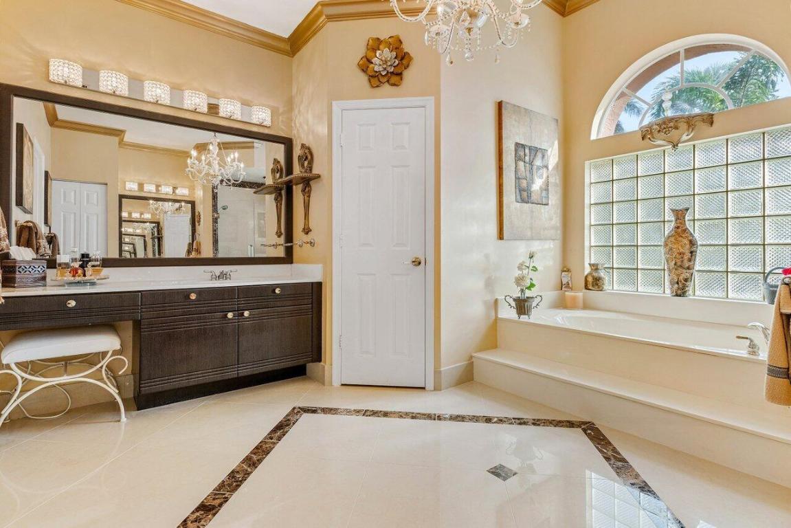 12367 Rockledge Circle, Boca Raton