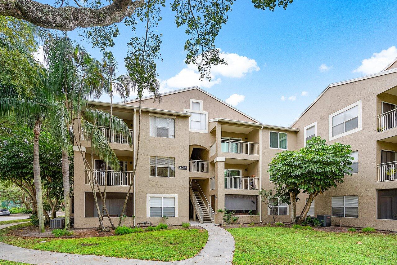 1760 Palm Cove Boulevard Unit: 5-307