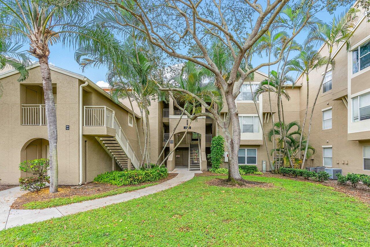 1885 Palm Cove Boulevard Unit: 10-103