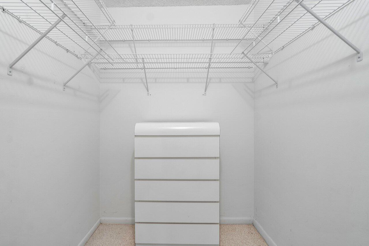 7145 Huntington Lane Unit: 402