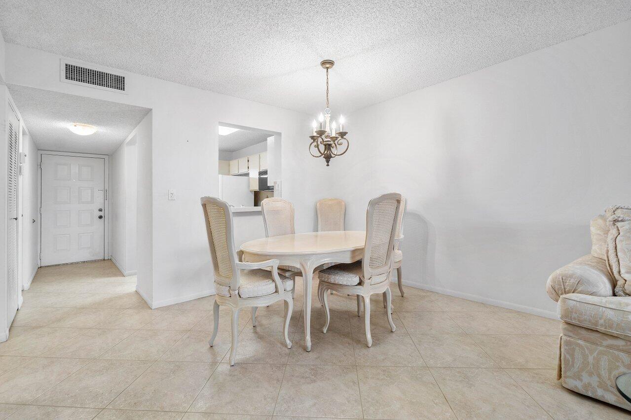 7145 Huntington Lane Unit: 402