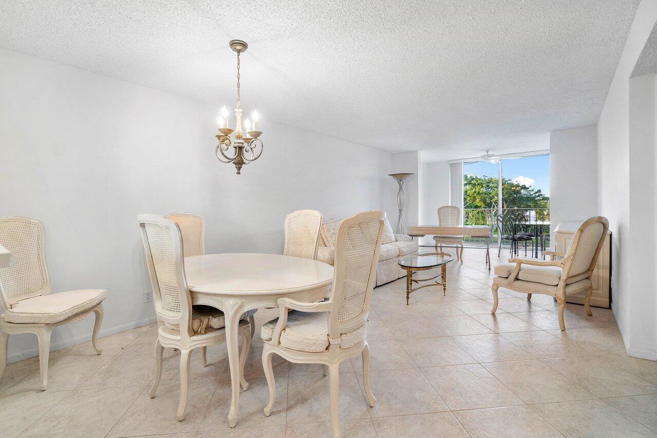 7145 Huntington Lane Unit: 402