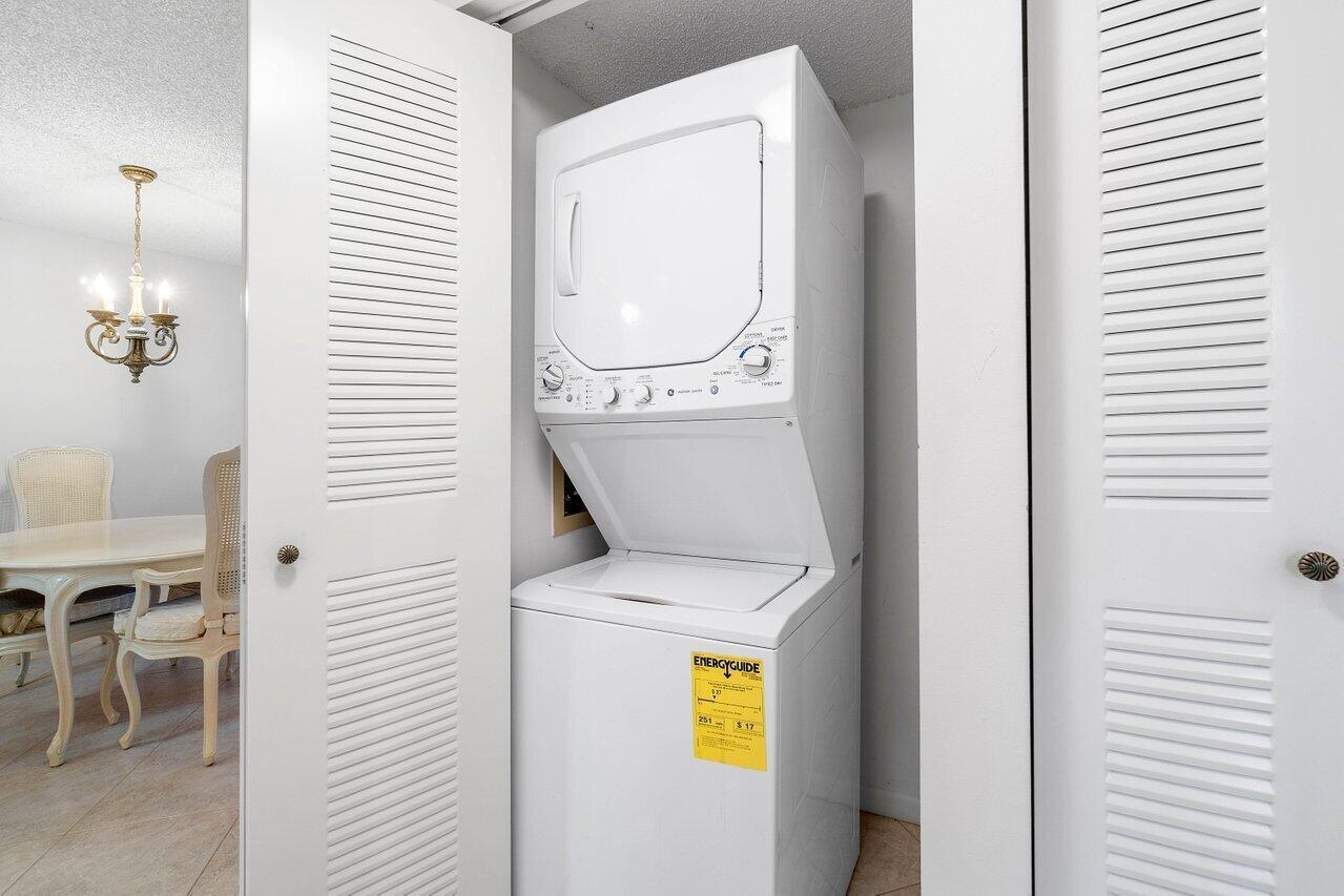 7145 Huntington Lane Unit: 402