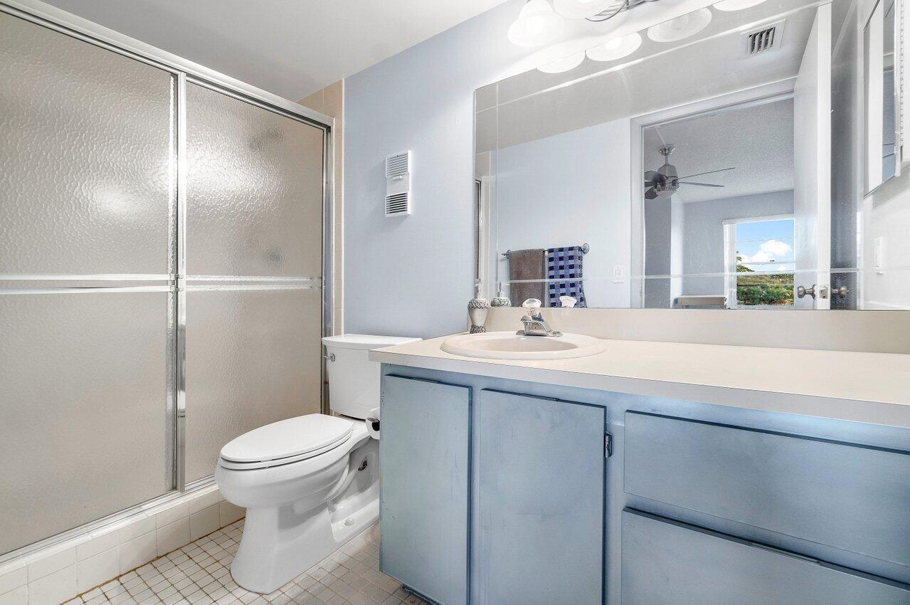 7145 Huntington Lane Unit: 402