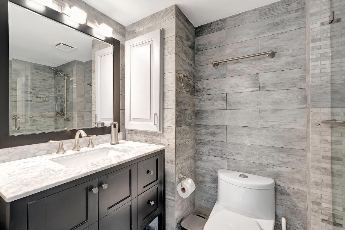 3215 S Ocean Boulevard 102, Highland Beach Unit: 102