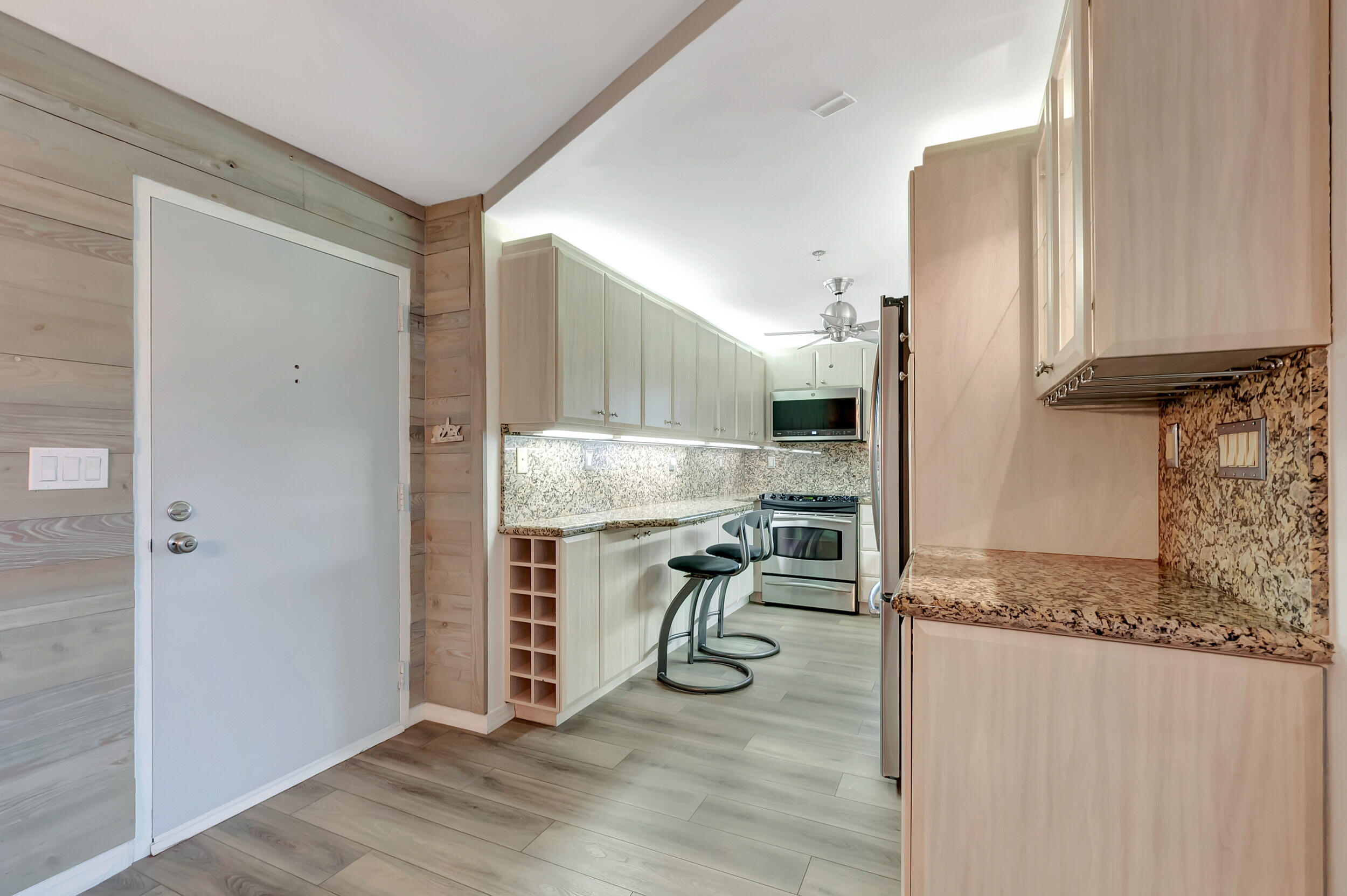 3215 S Ocean Boulevard 102, Highland Beach Unit: 102