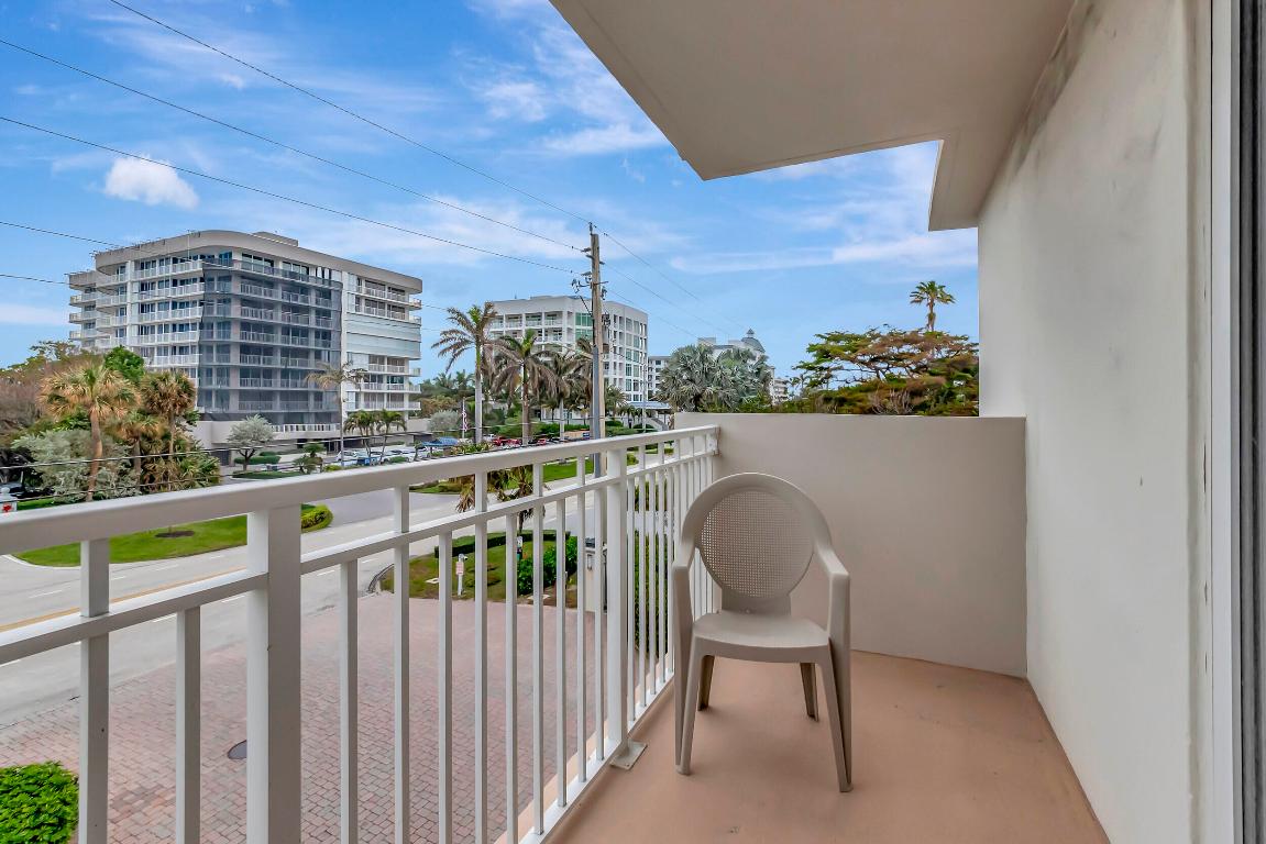 3215 S Ocean Boulevard 102, Highland Beach Unit: 102