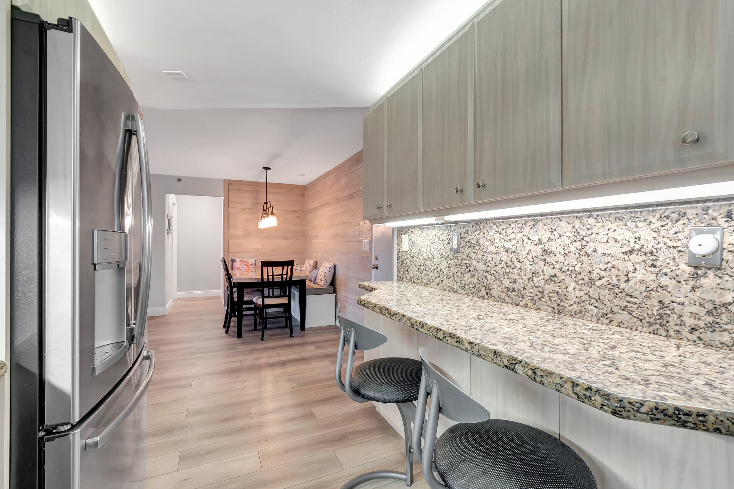 3215 S Ocean Boulevard 102, Highland Beach Unit: 102