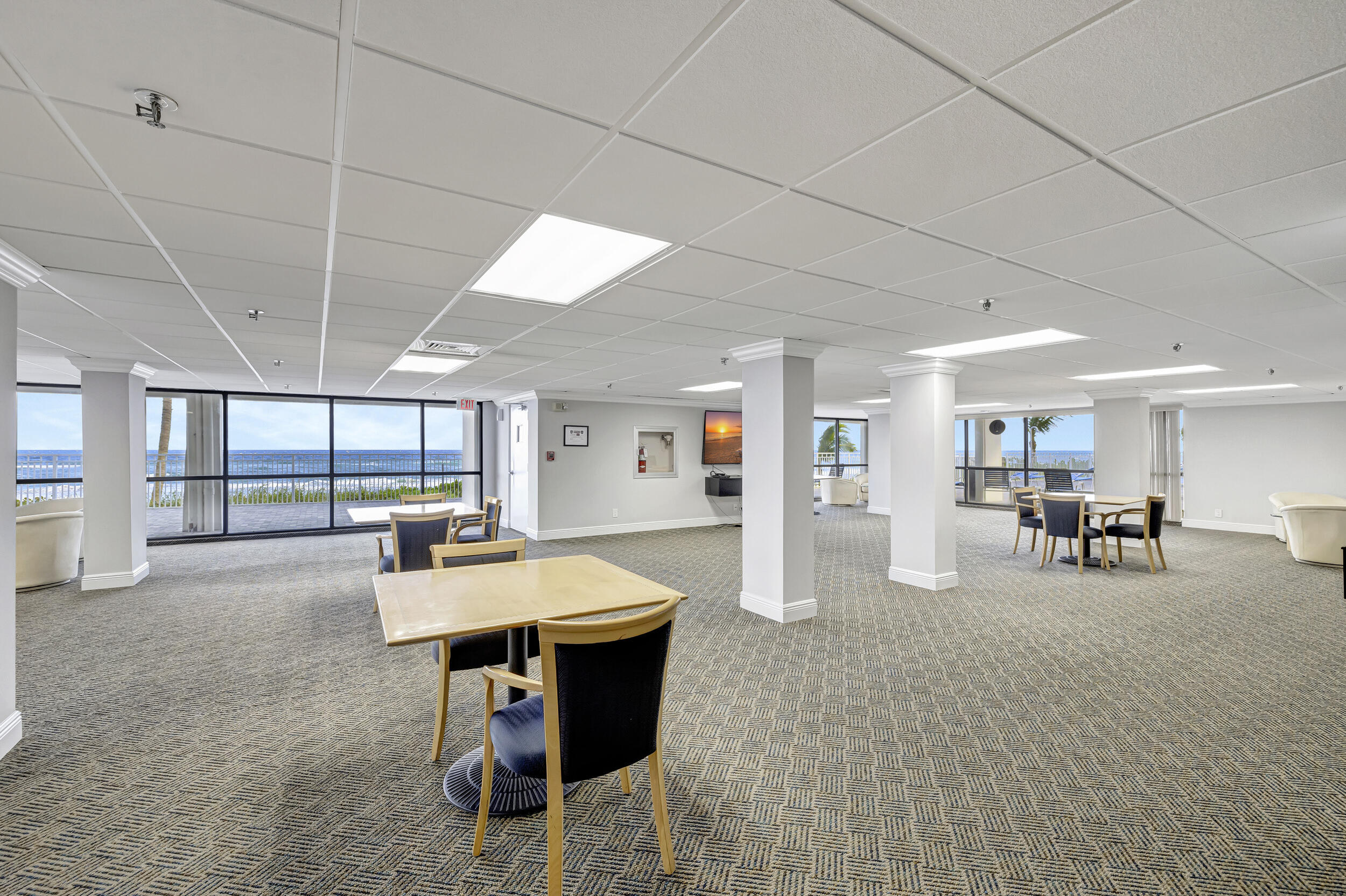 3215 S Ocean Boulevard 102, Highland Beach Unit: 102