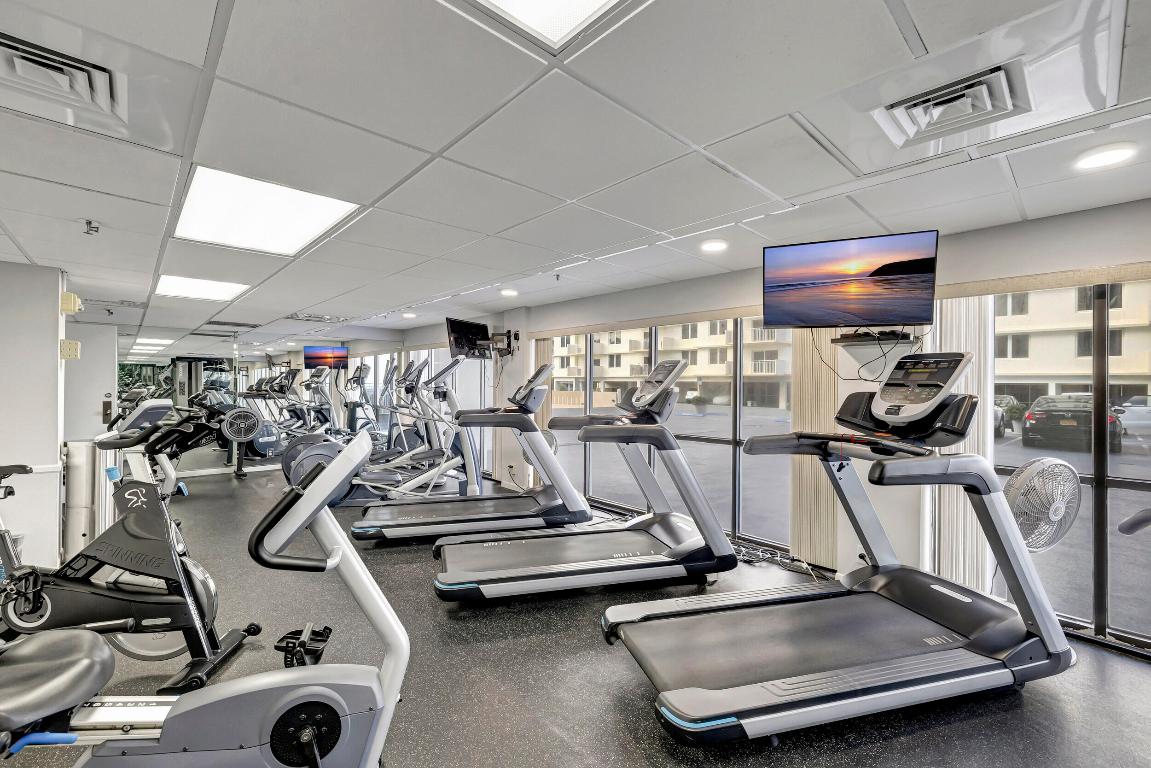 3215 S Ocean Boulevard 102, Highland Beach Unit: 102