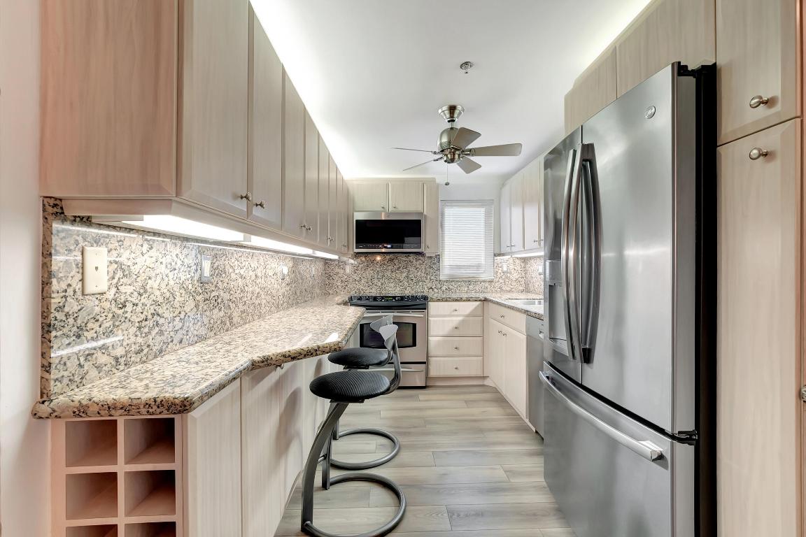 3215 S Ocean Boulevard 102, Highland Beach Unit: 102