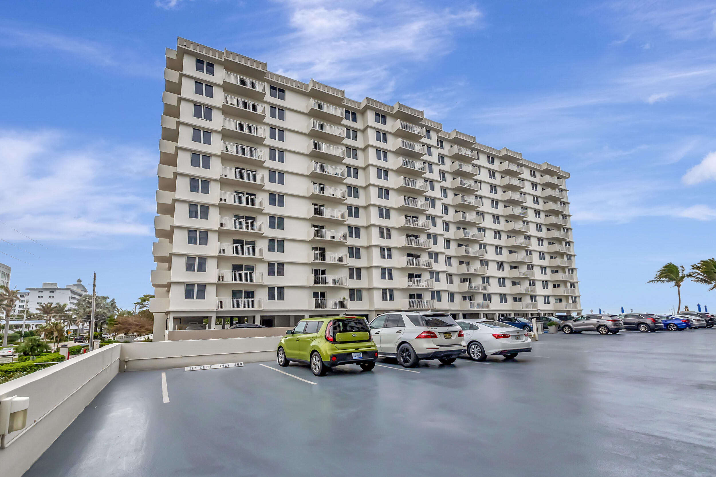 3215 S Ocean Boulevard 102, Highland Beach Unit: 102