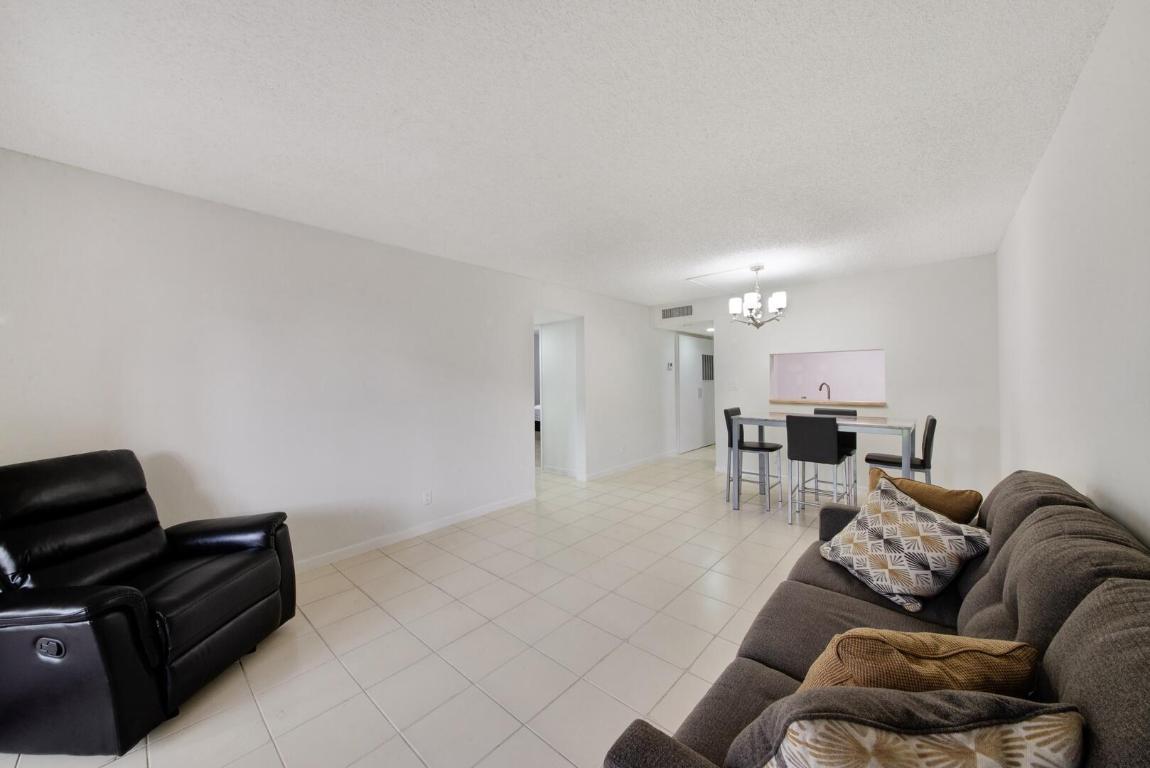 4167 NW 90th Avenue 102, Coral Springs Unit: 102