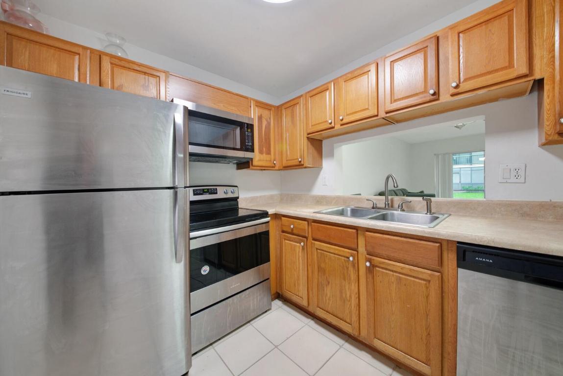 4167 NW 90th Avenue 102, Coral Springs Unit: 102