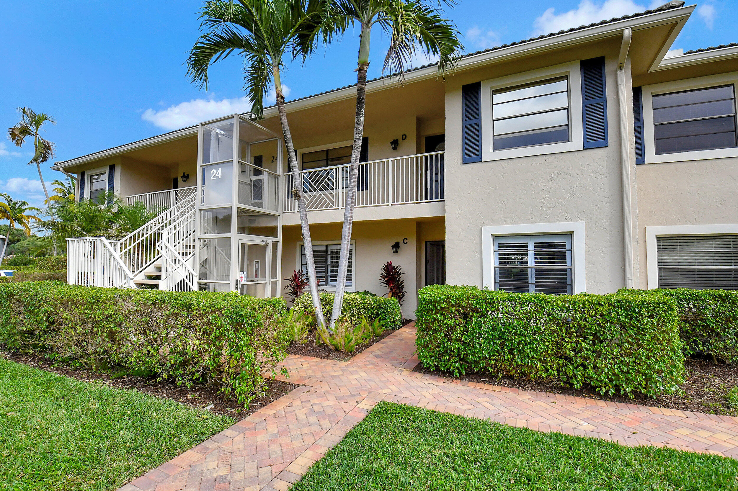 24 Stratford Drive C