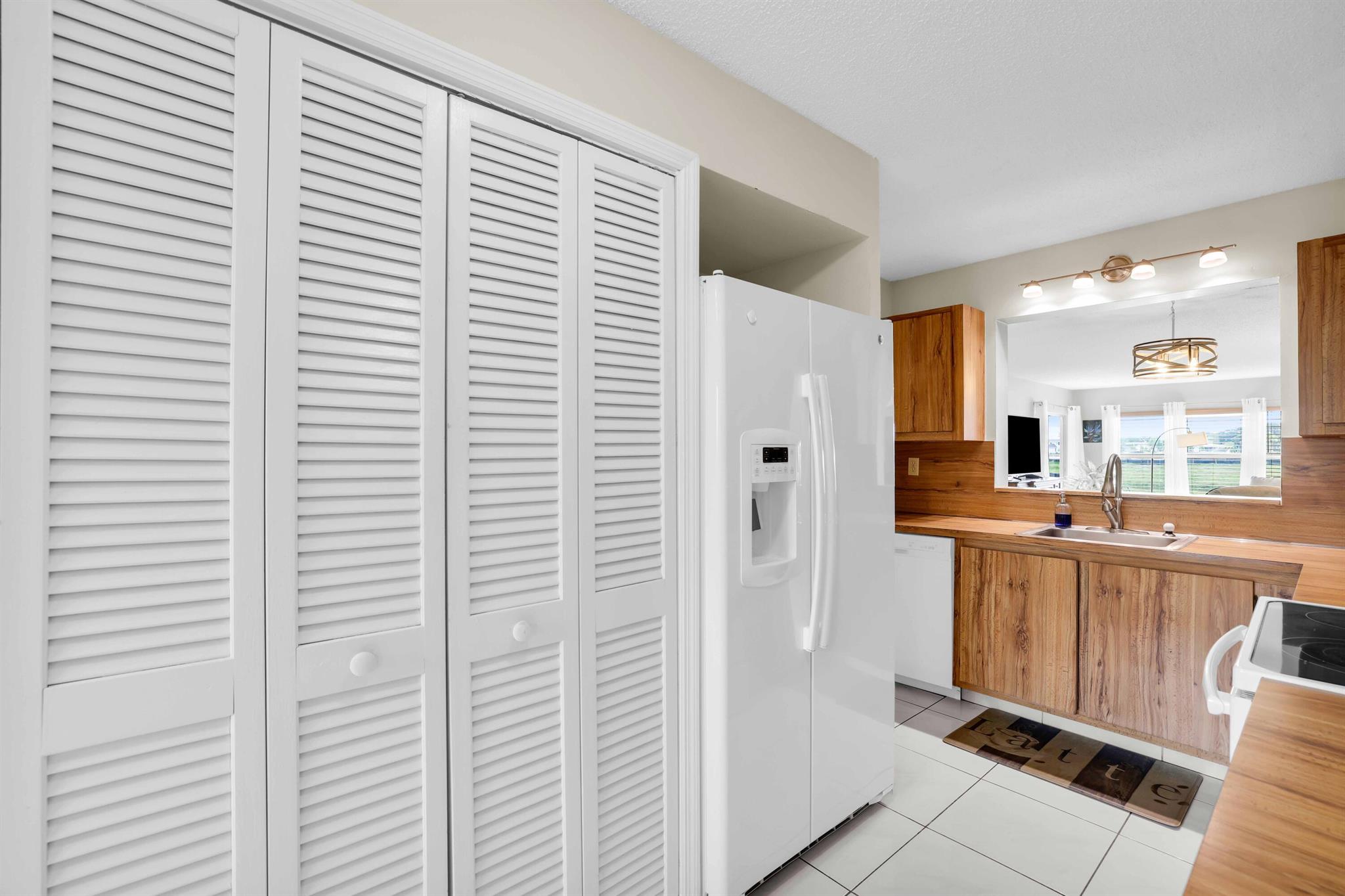 5850 Sugar Palm Court Unit: A