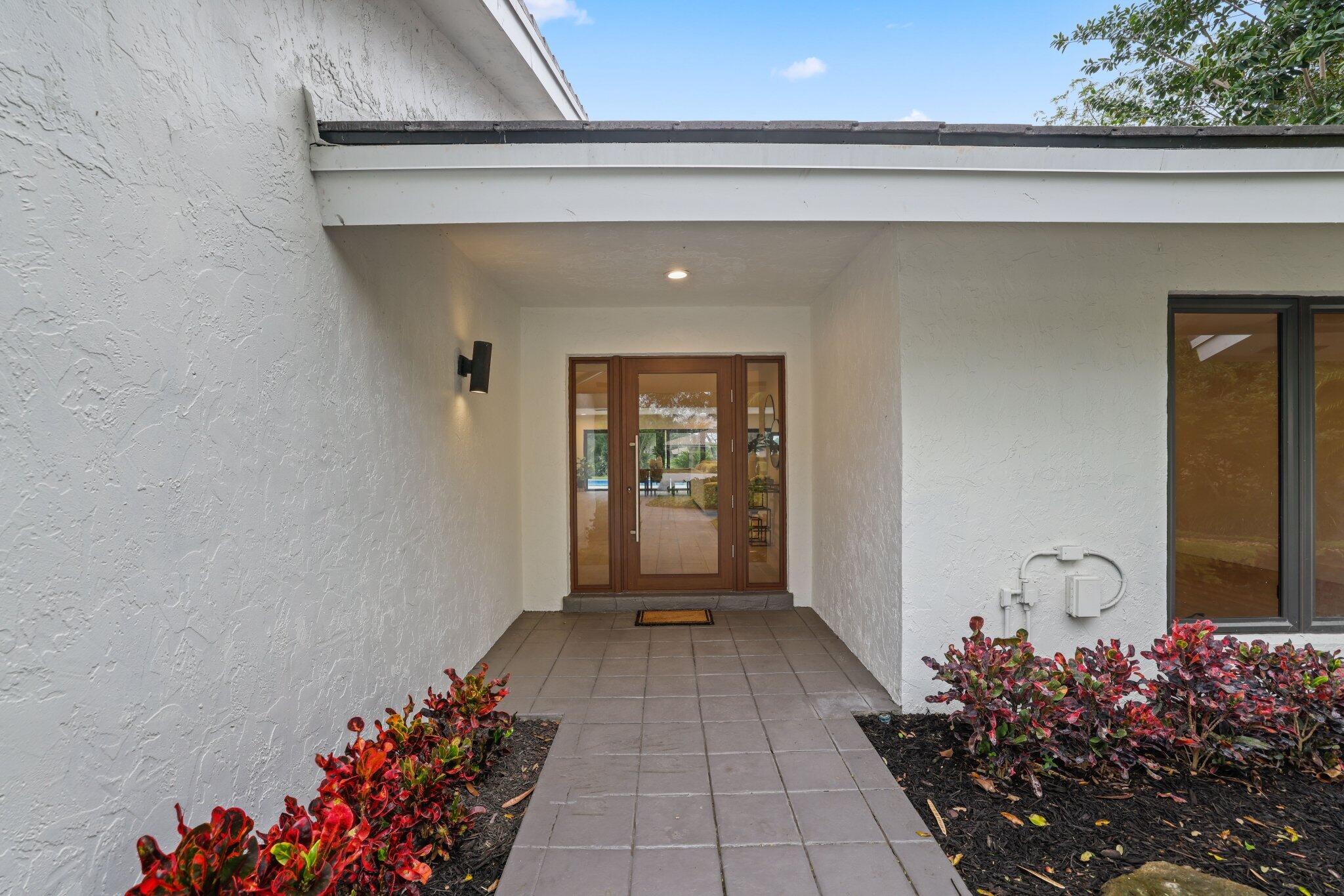 4315 Lakewood Drive
