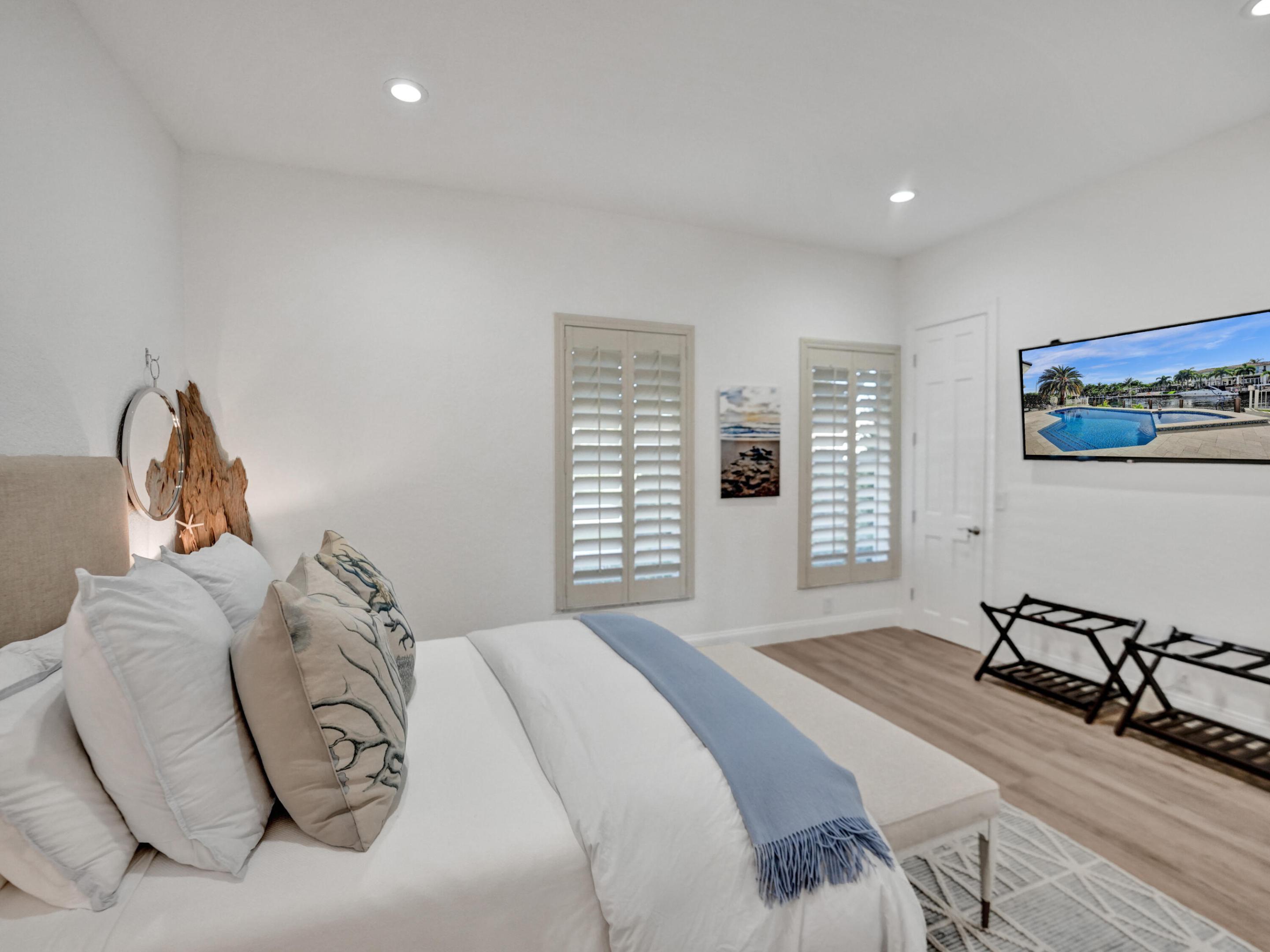 3730 NE 27th Terrace, Lighthouse Point