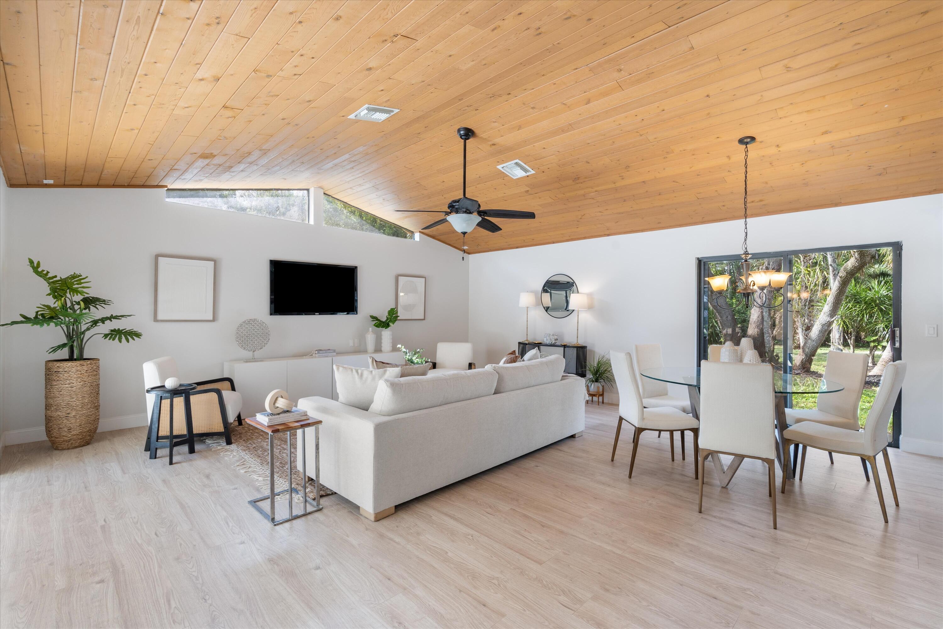 14817 Stirrup Lane Unit: 14817