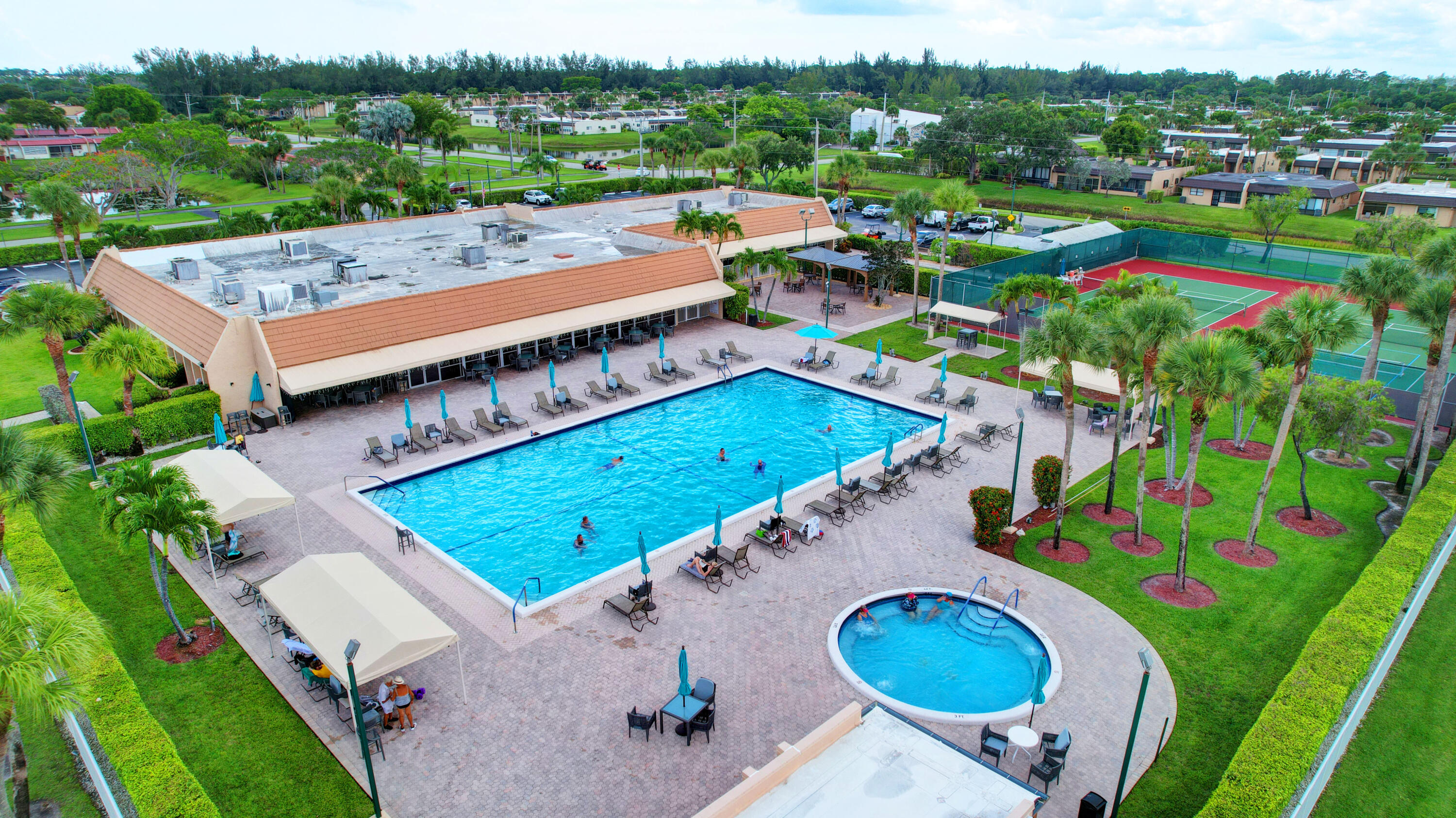 130 Lake Nancy Drive Unit: 106