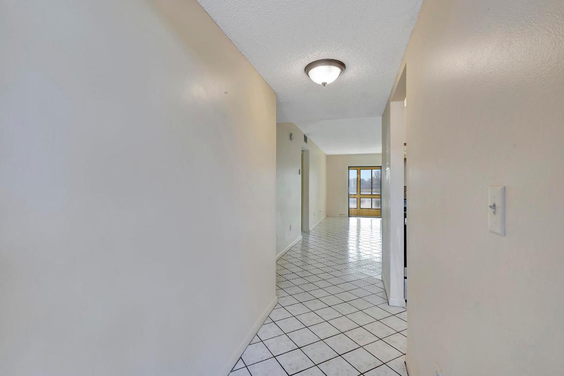 130 Lake Nancy Drive Unit: 106