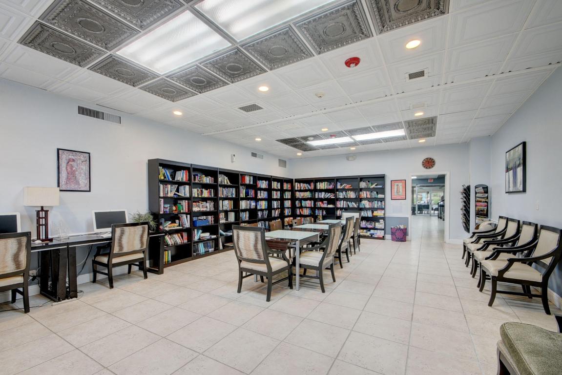 130 Lake Nancy Drive Unit: 106