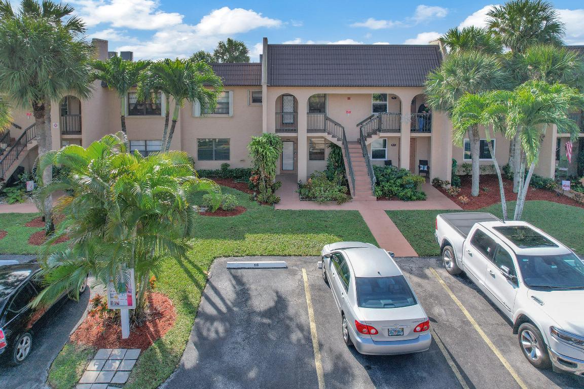 130 Lake Nancy Drive Unit: 106