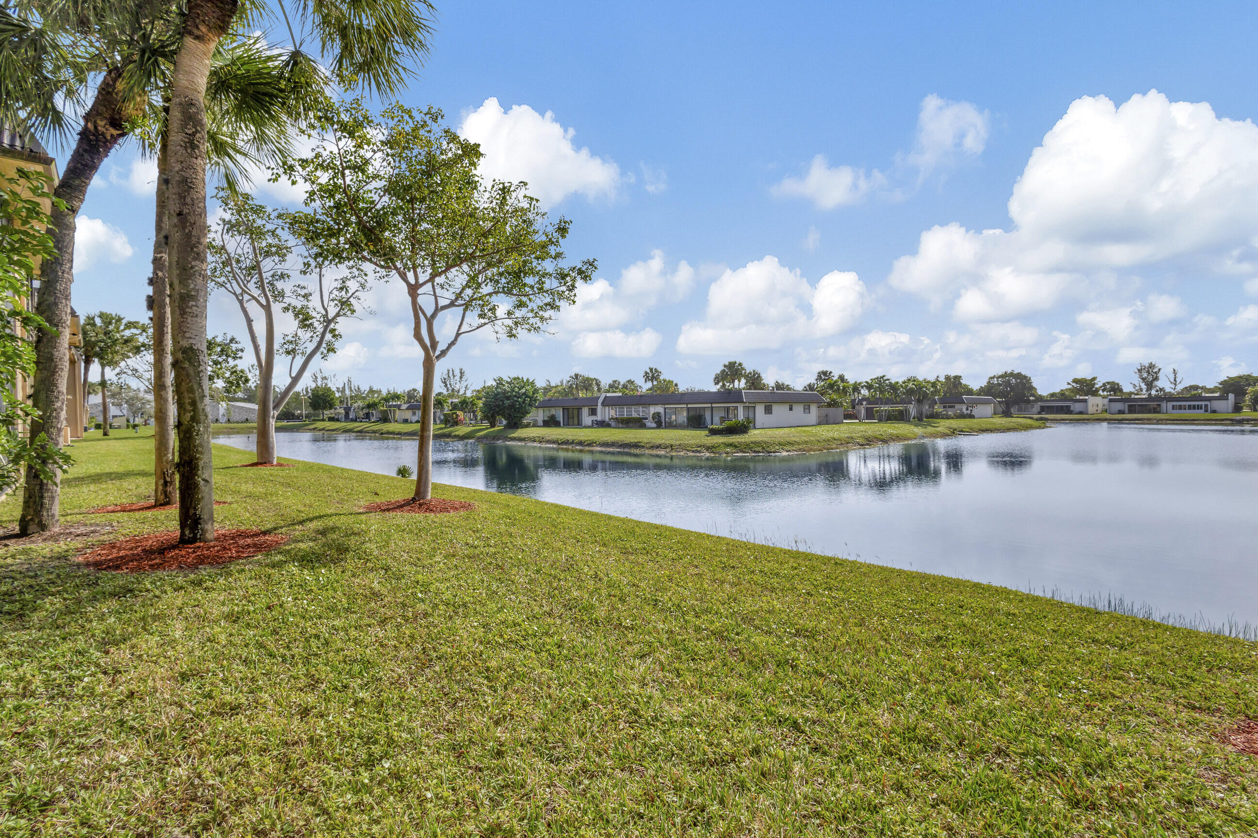 130 Lake Nancy Drive Unit: 106