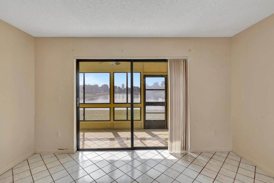 130 Lake Nancy Drive Unit: 106