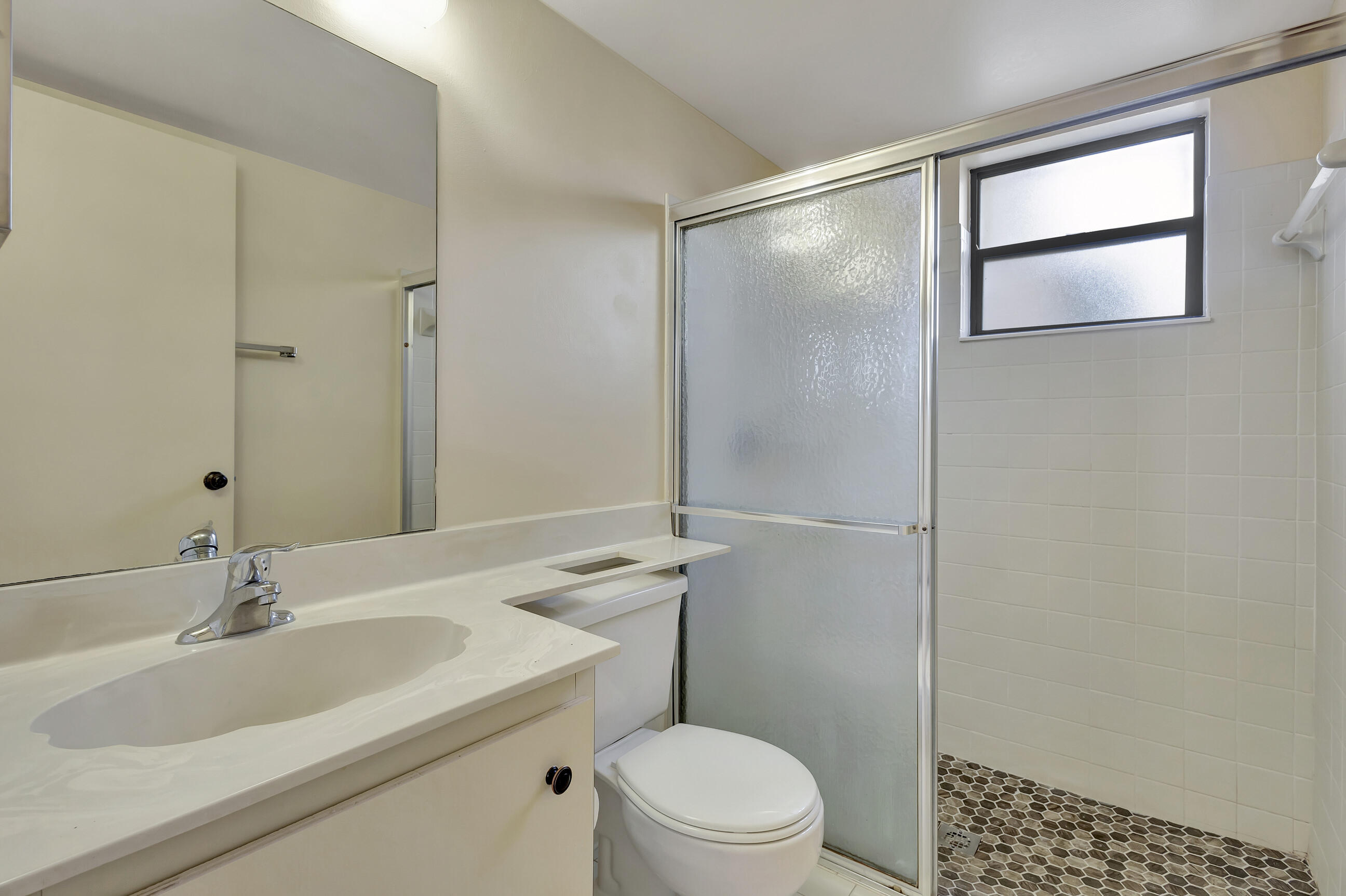 130 Lake Nancy Drive Unit: 106