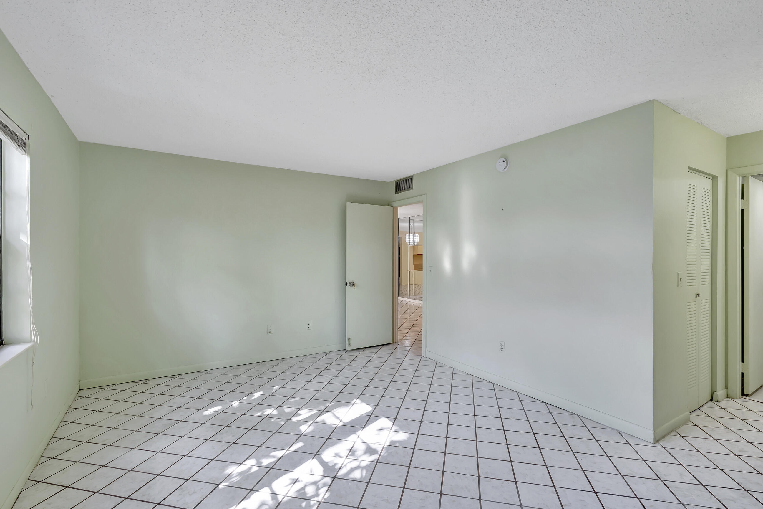 130 Lake Nancy Drive Unit: 106