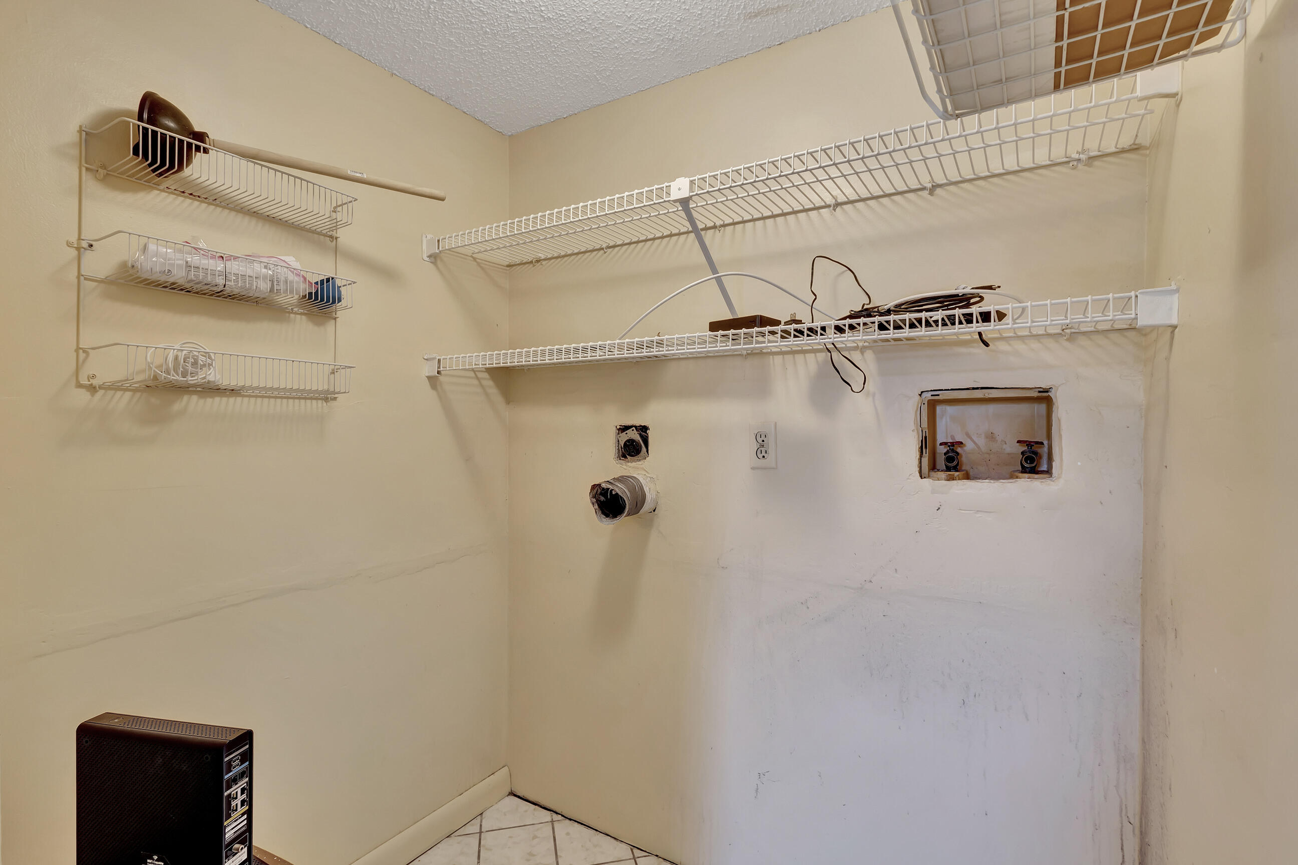 130 Lake Nancy Drive Unit: 106