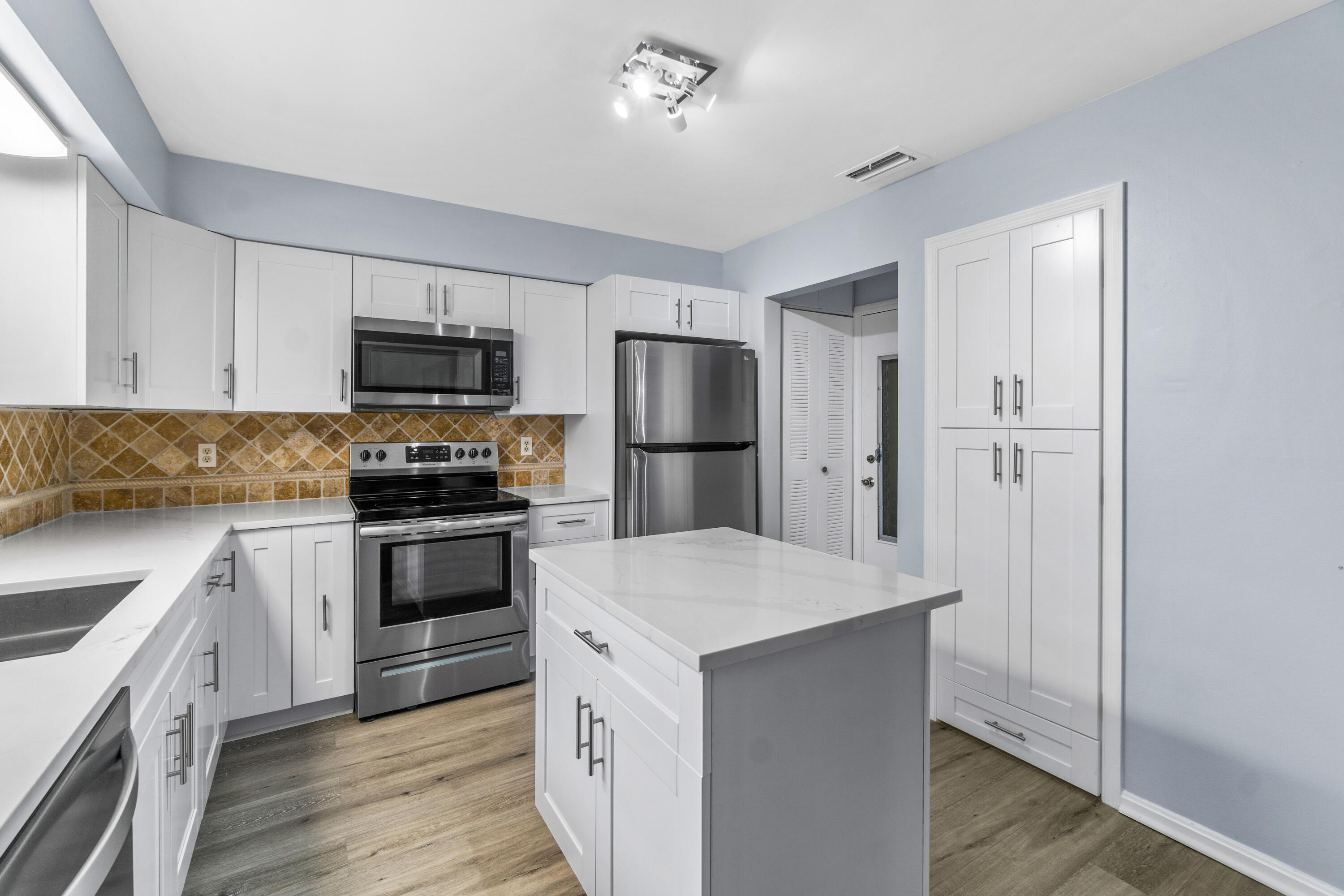 10086 Eaglewood Road A, Boynton Beach Unit: A
