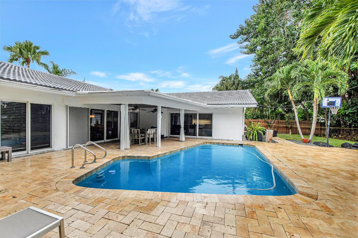 1107 SW 2nd Street SW, Boca Raton