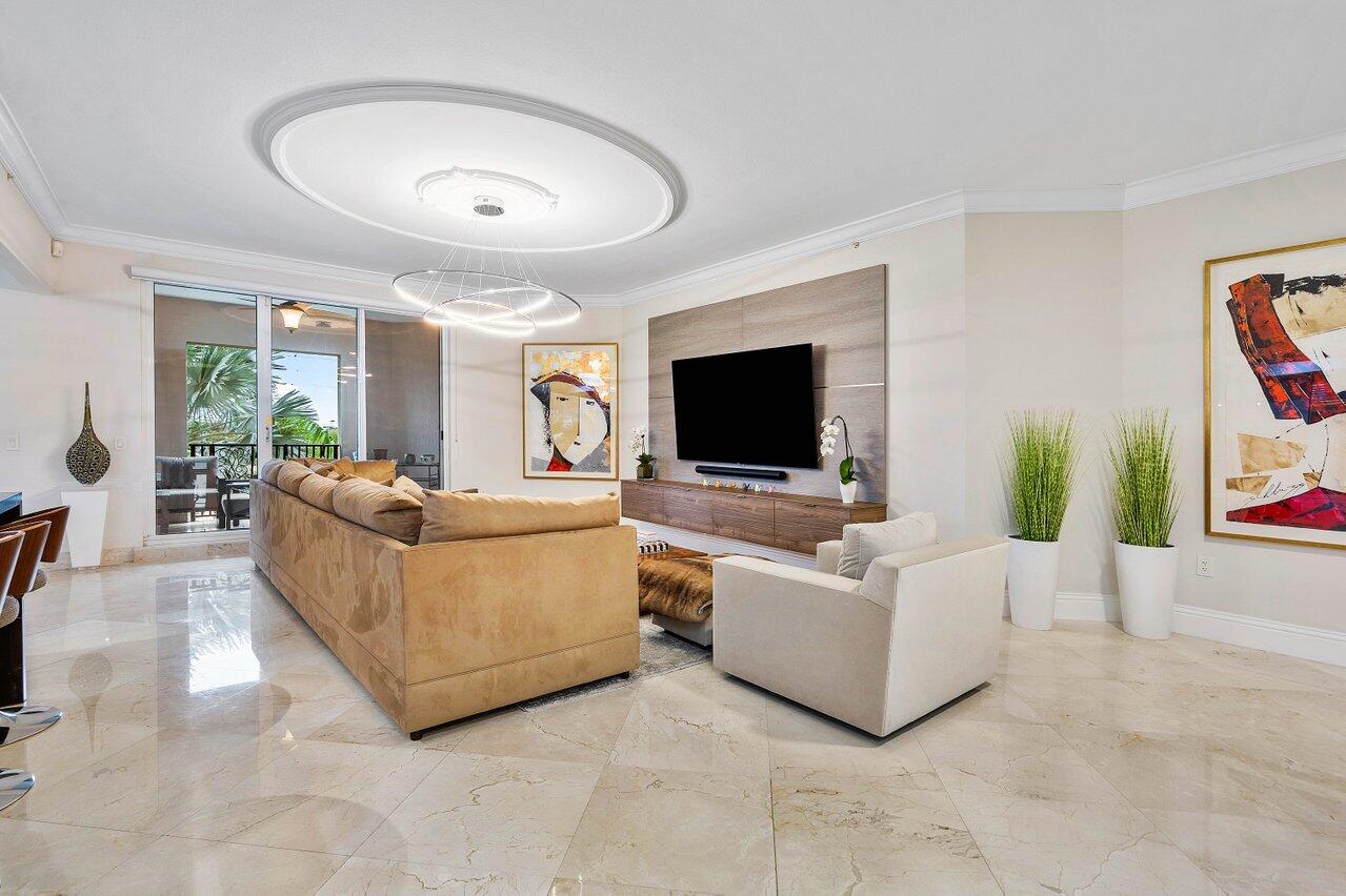 1 N Ocean Boulevard Unit: 303
