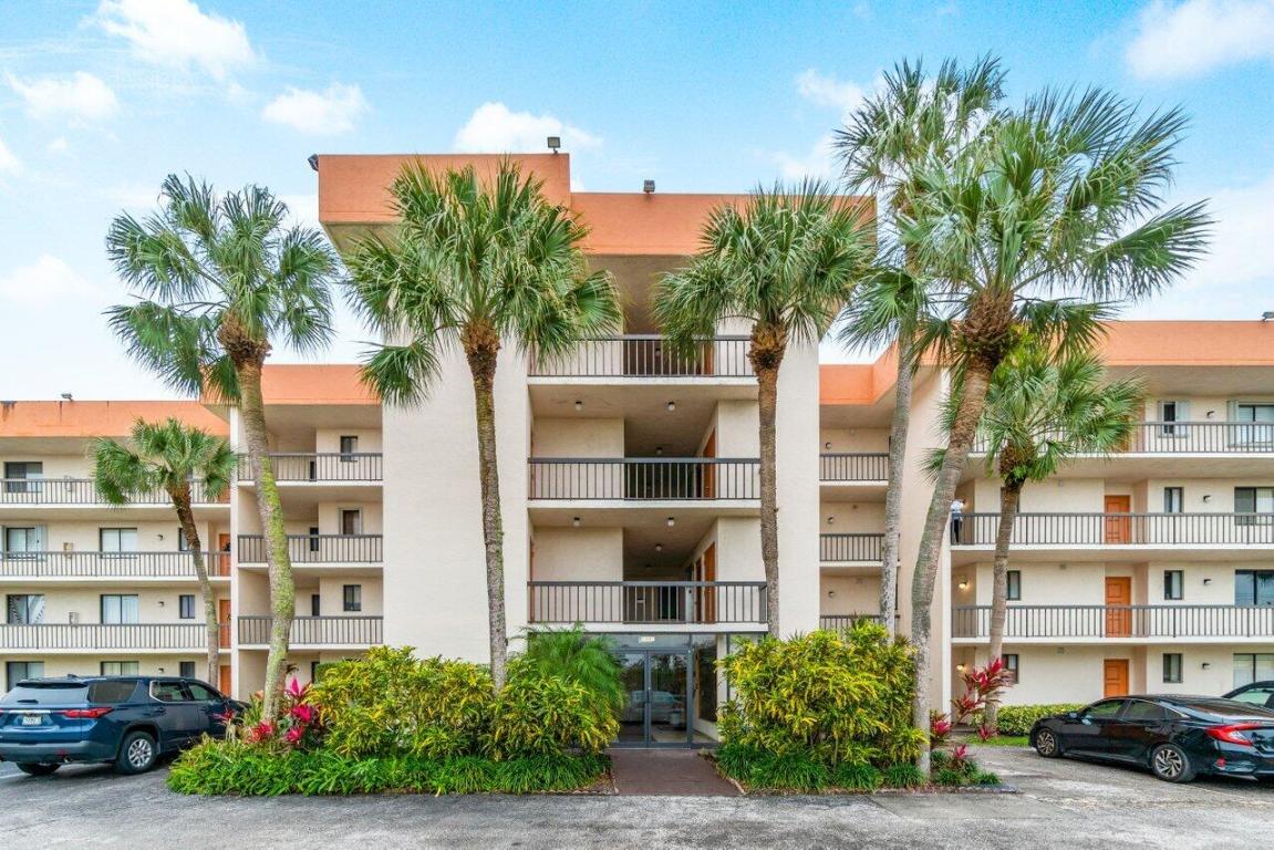 5981 Via Vermilya 201, Lake Worth Unit: 201