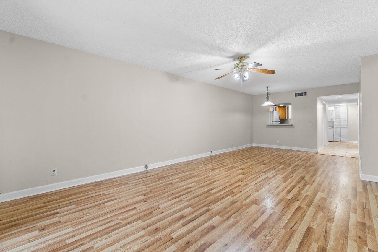 5981 Via Vermilya 201, Lake Worth Unit: 201