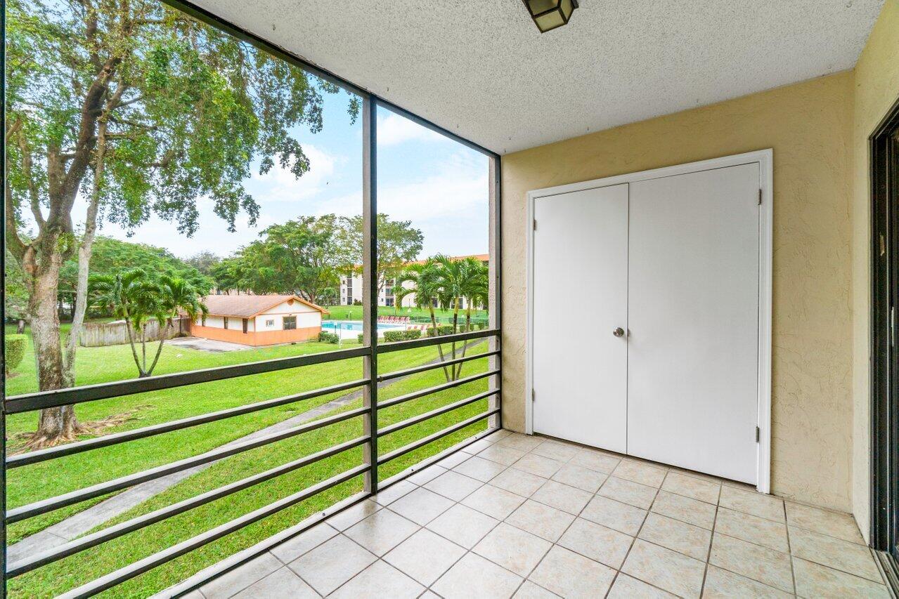 5981 Via Vermilya 201, Lake Worth Unit: 201