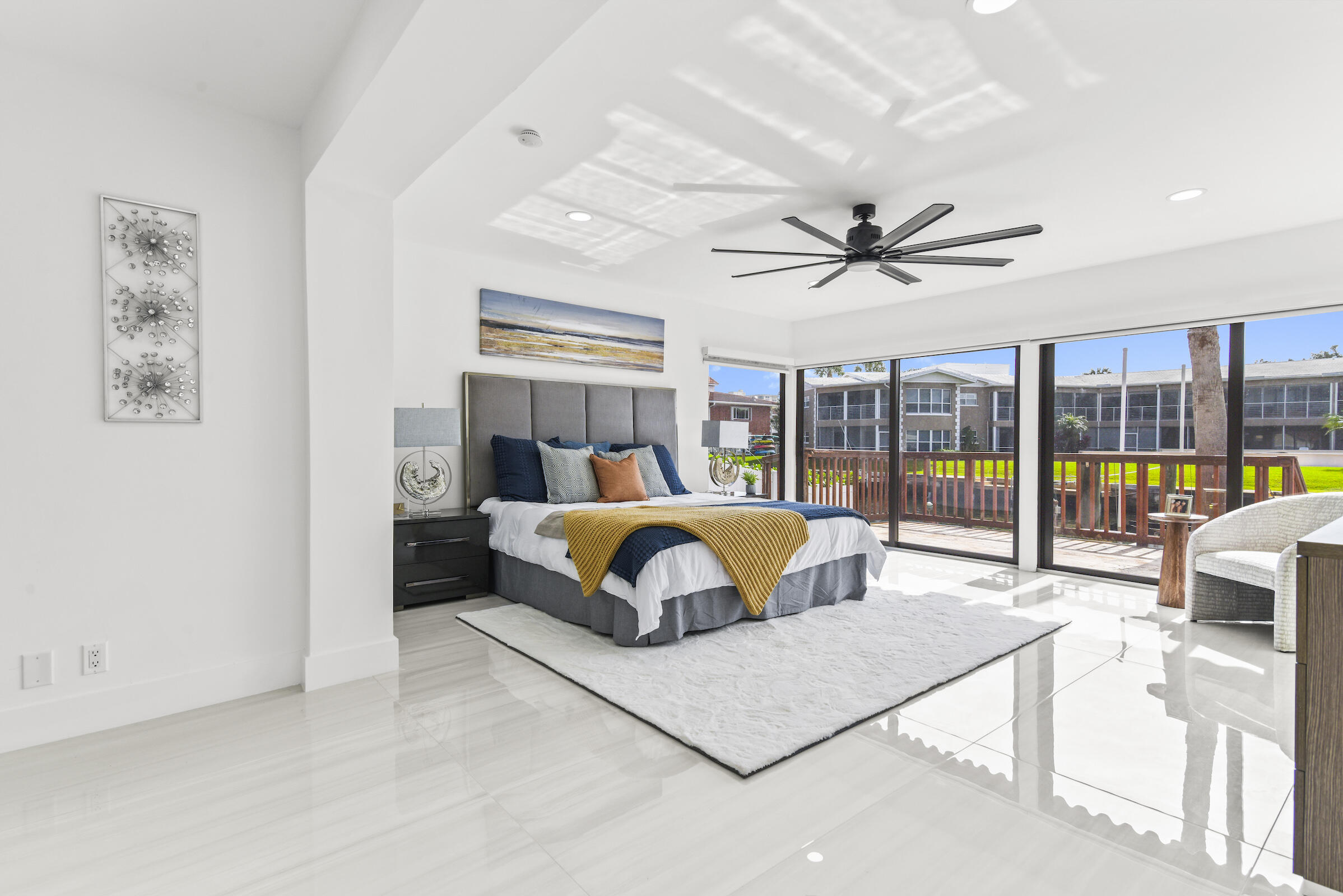 680 NE Harbour Drive