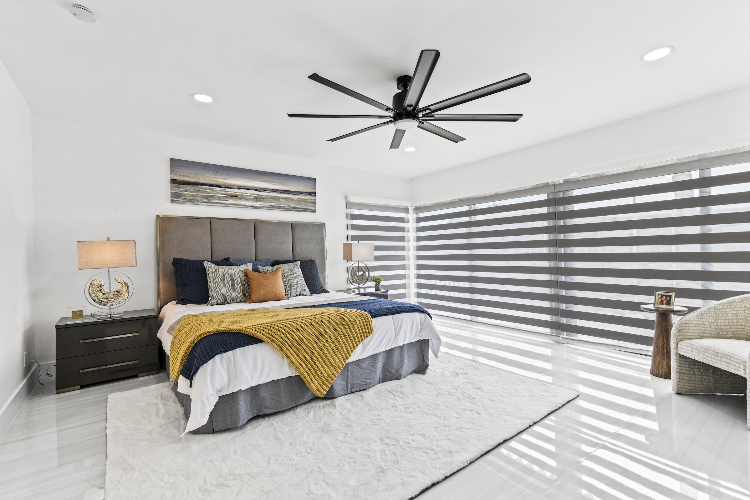 680 NE Harbour Drive