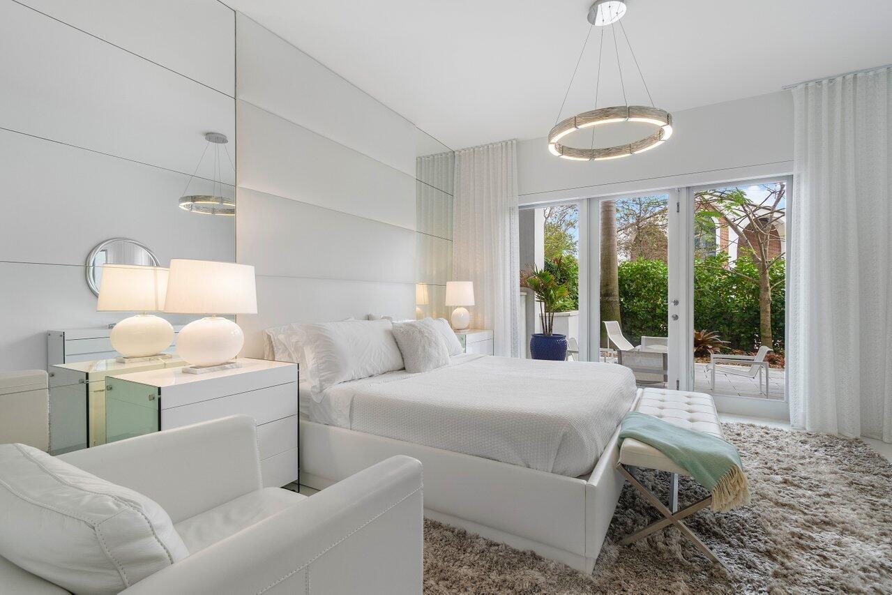 155 E Boca Raton Road Unit: Th2