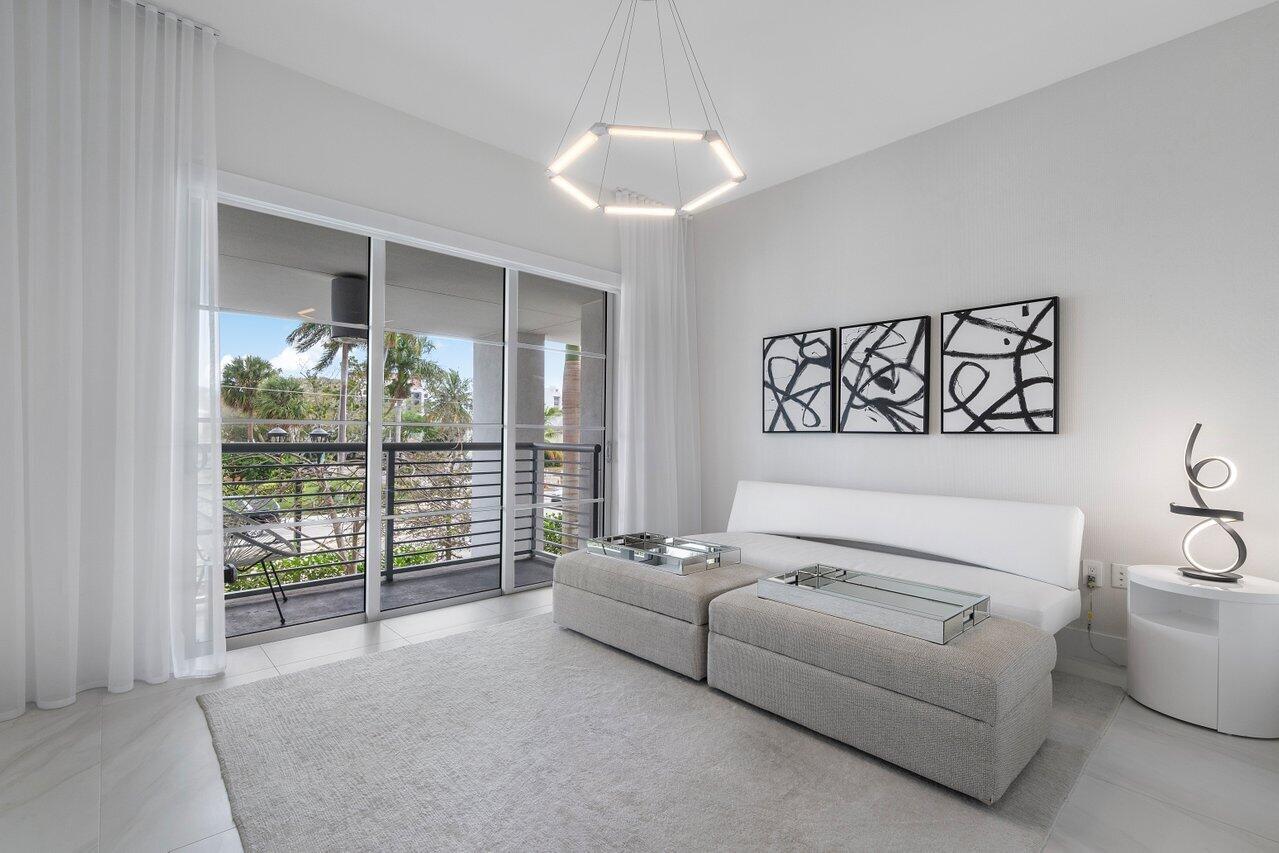 155 E Boca Raton Road Unit: Th2