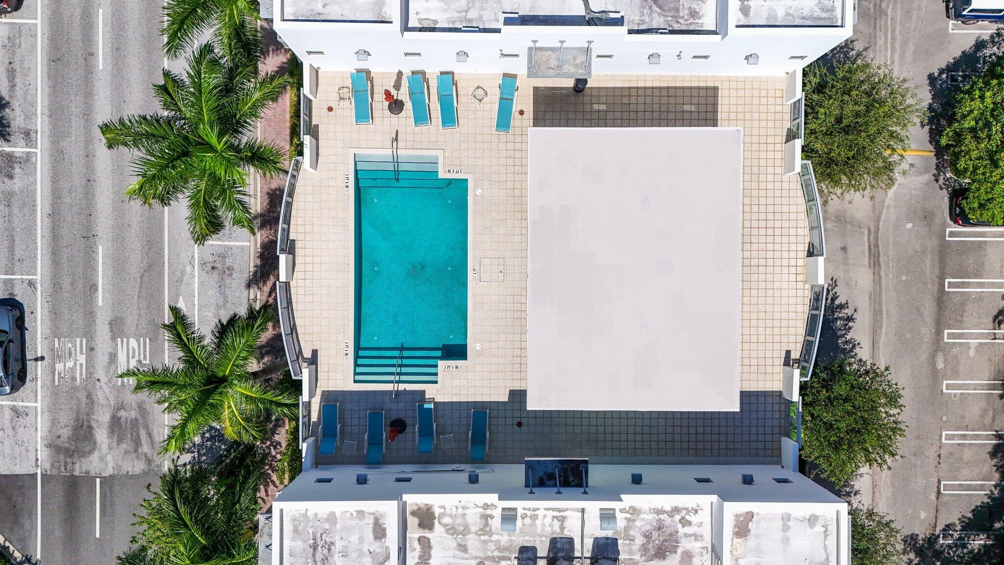 335 SE 6th Avenue Unit: 212