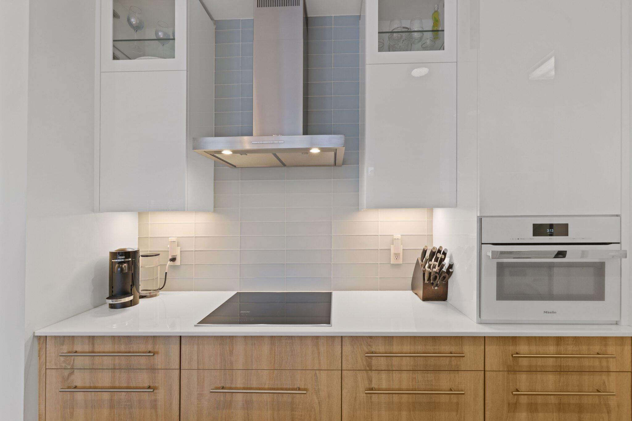 335 SE 6th Avenue Unit: 212