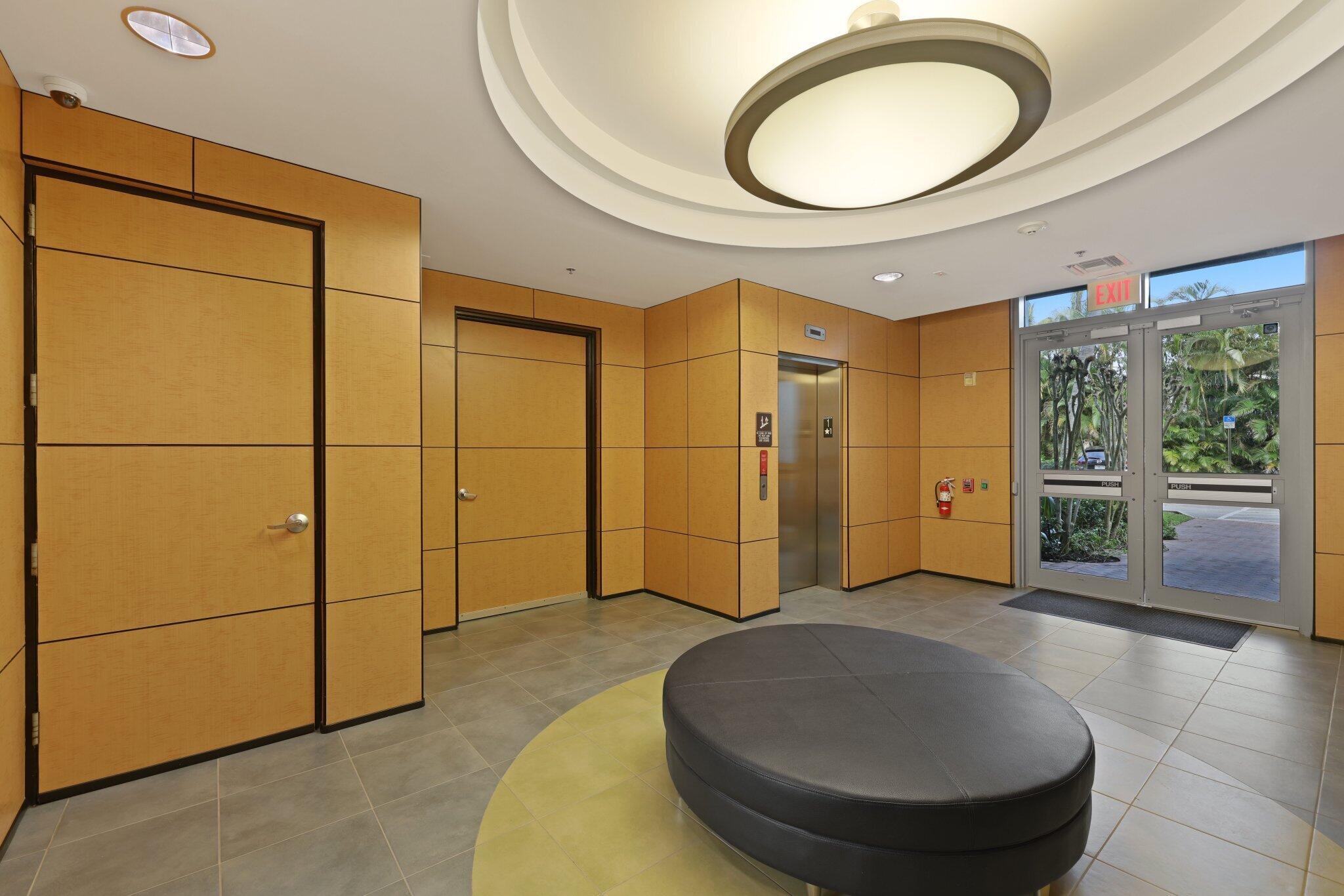 335 SE 6th Avenue Unit: 212